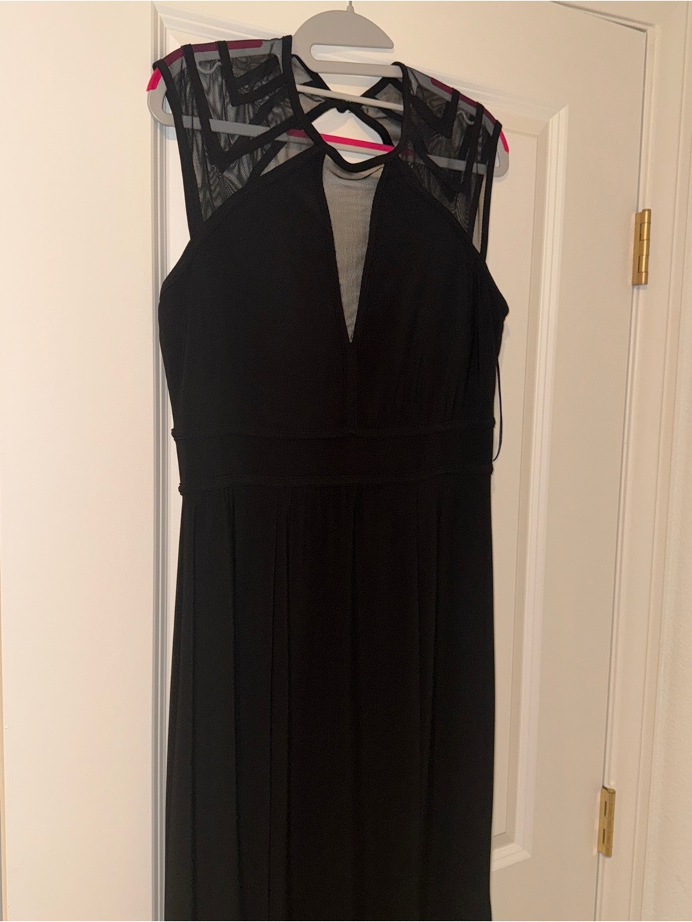 Elegant Black Short-Sleeve Mesh-Inset Maxi Dress